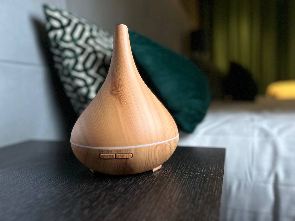 Hoe Etherische Oliën Je Slaap Kunnen Verbeteren: Tips voor een Betere Nacht