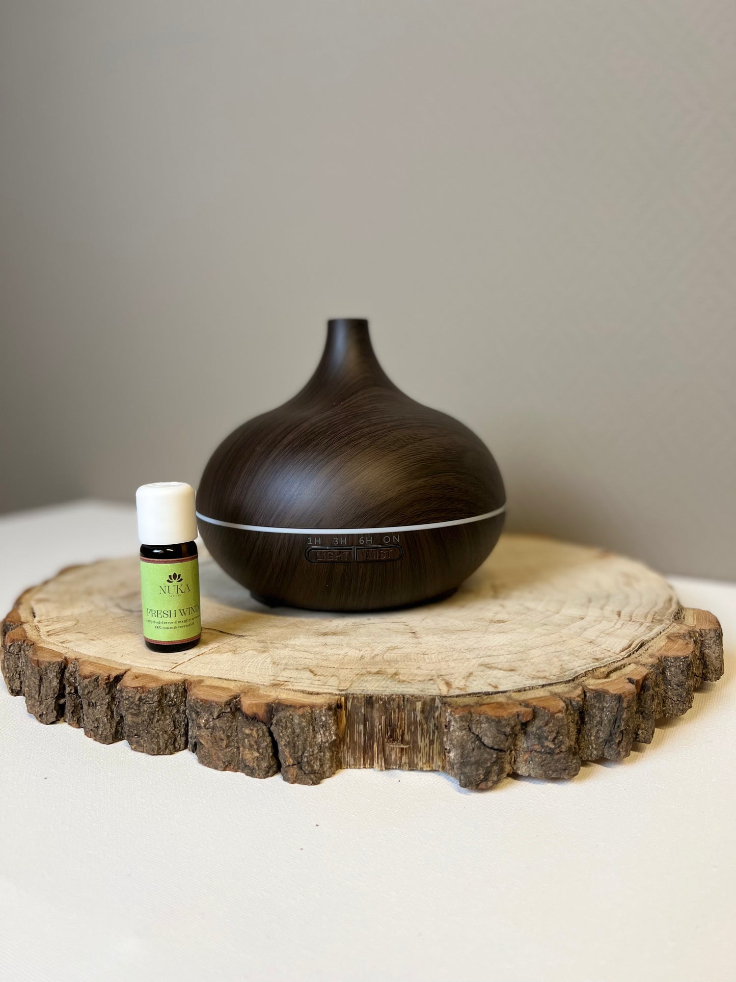 Essential Aroma Diffuser Dark Wood | 550ml